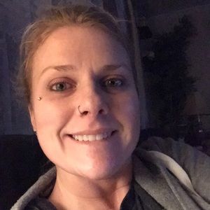 Meet your Posher, Alison